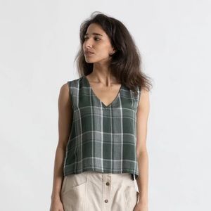 Tess Top in Houndstooth Plaid